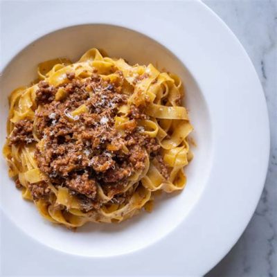  Ragù alla Bolognese: 濃郁香醇的肉醬交織著細膩絲滑的義大利麵！